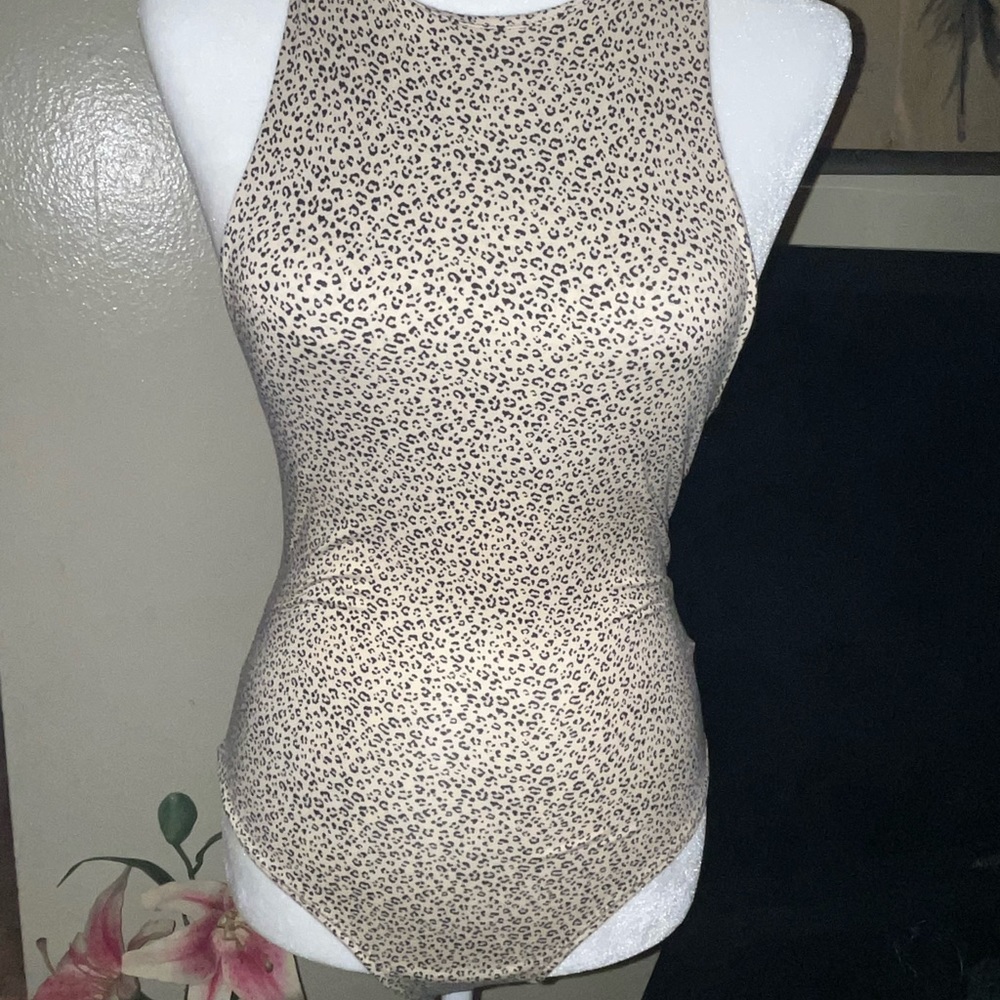Gaza tan cheetah print body suit with matching top
